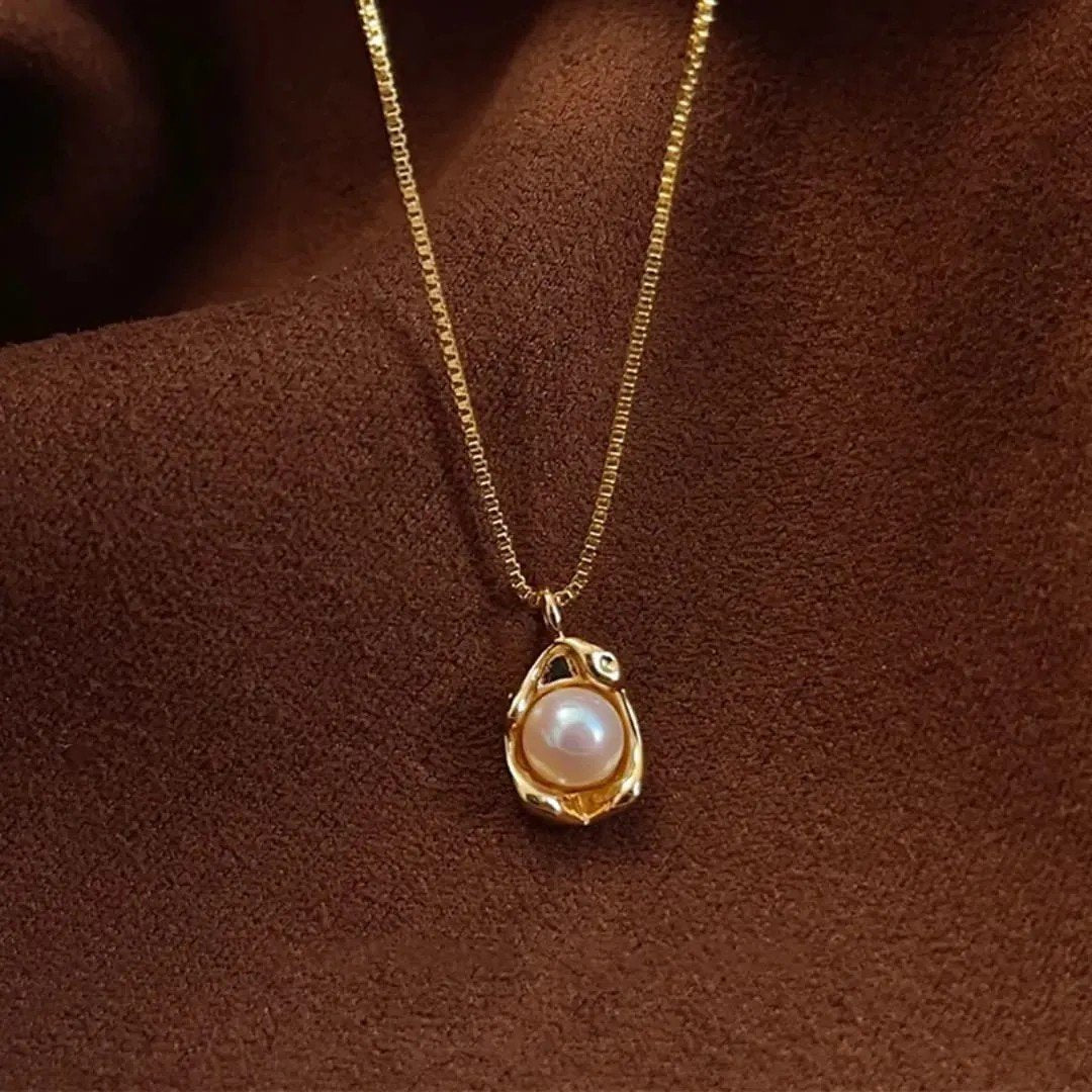 Elegant Pearl Drop Pendant Necklace - view 5