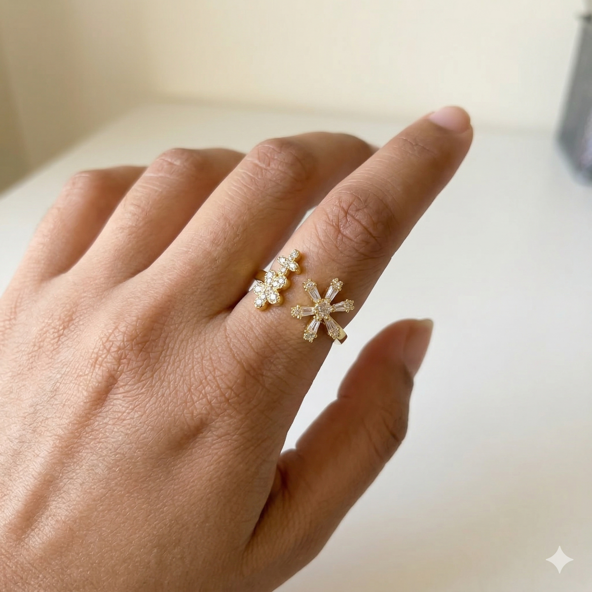 925 Sterling Silver Clear Snowflake Open Ring Yellow Gold Finish Jewellery for Women | Size 6