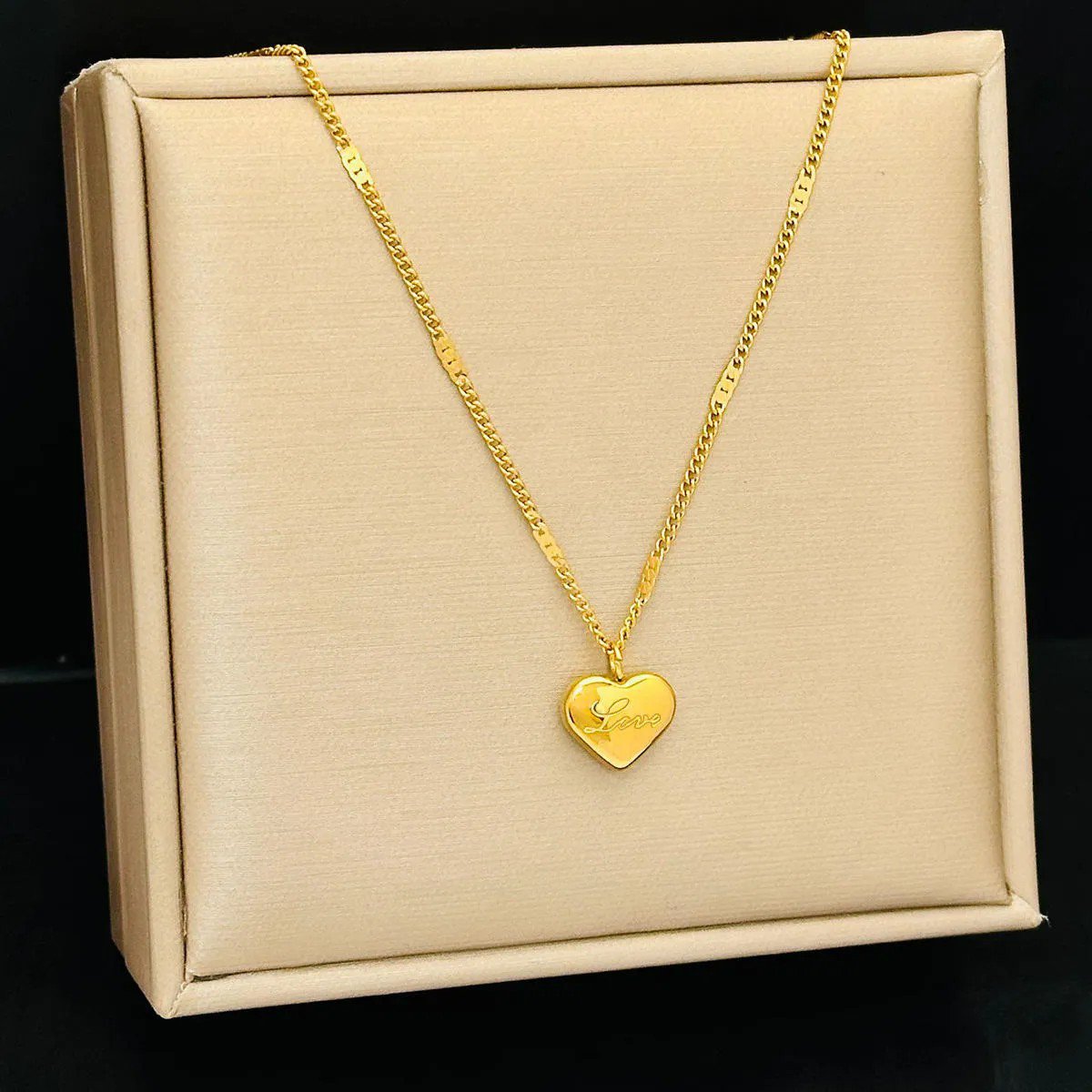 Gold Plated Stainless Steel Anti Tarnish Heart Themed Pendant Necklace