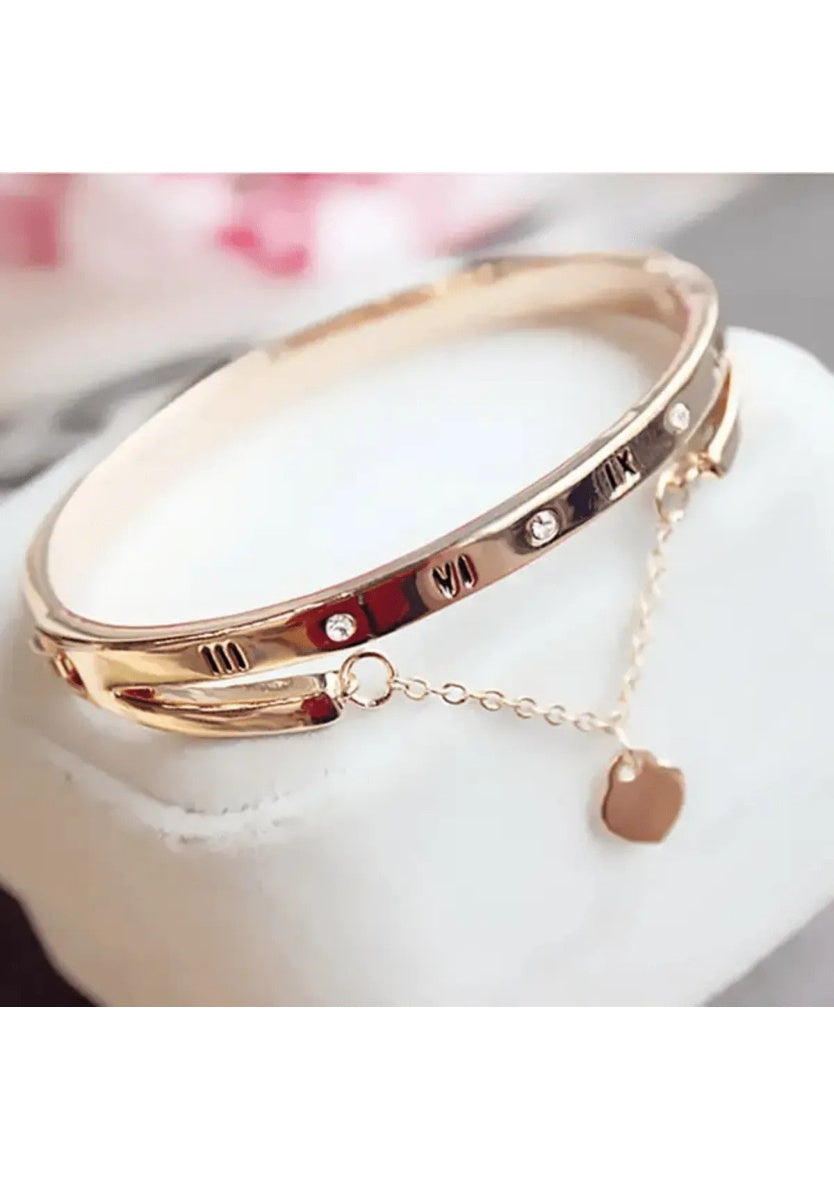 TheVinelndia Roman Numerals Heart Pendant Charm Bangle Bracelet | Image 1