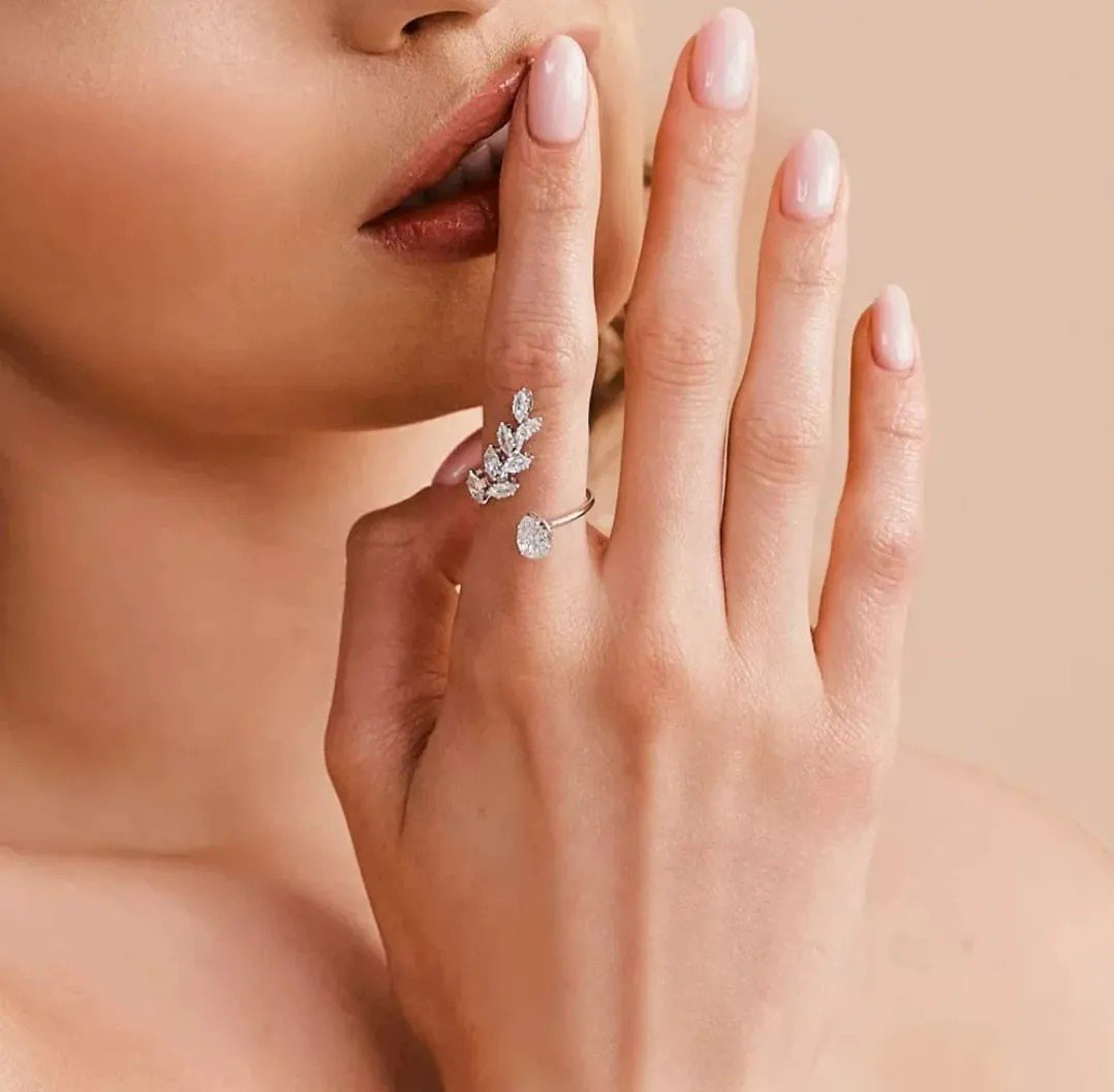 Crystal Leaf Design Silver-Plated Adjustable Ring | PSE-M1018