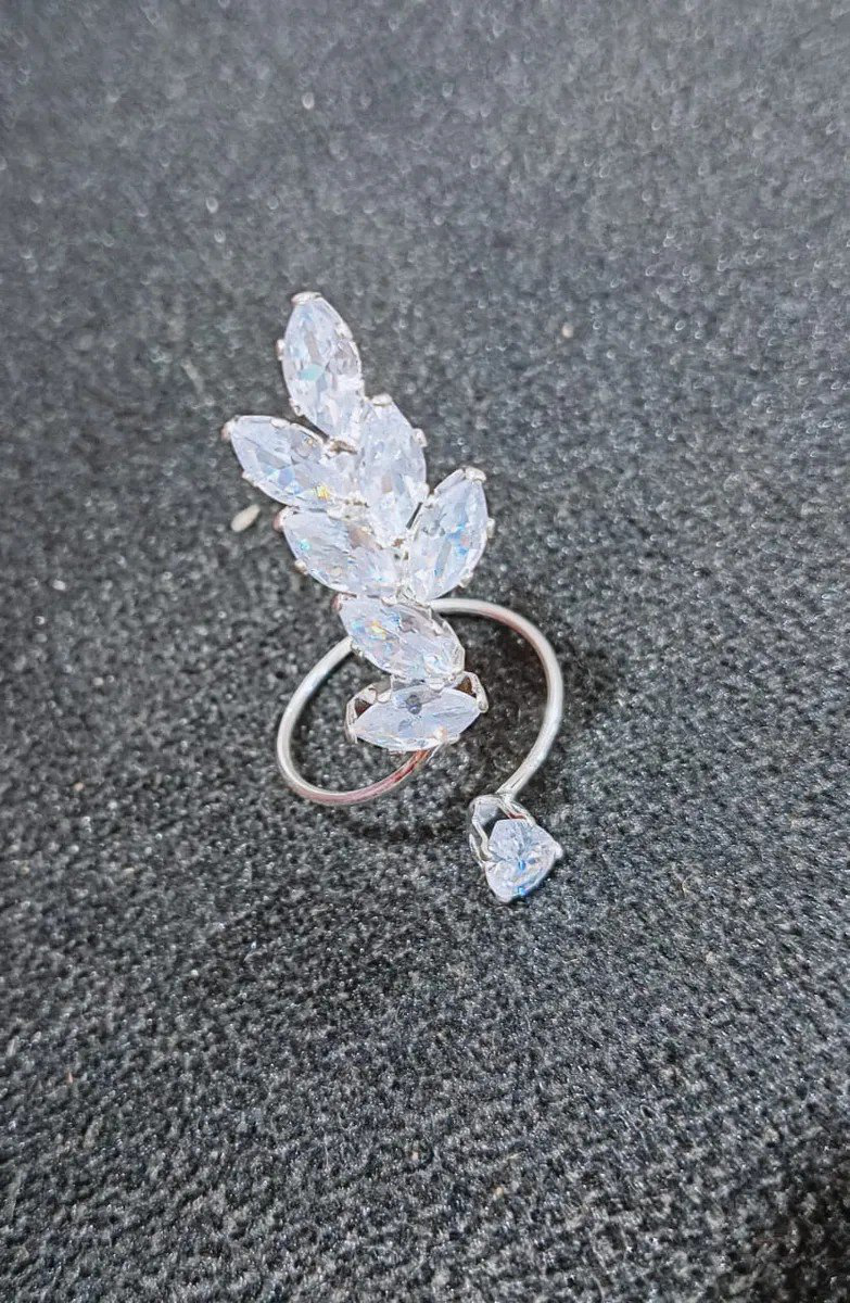 Crystal Leaf Design Silver-Plated Adjustable Ring | PSE-M1018