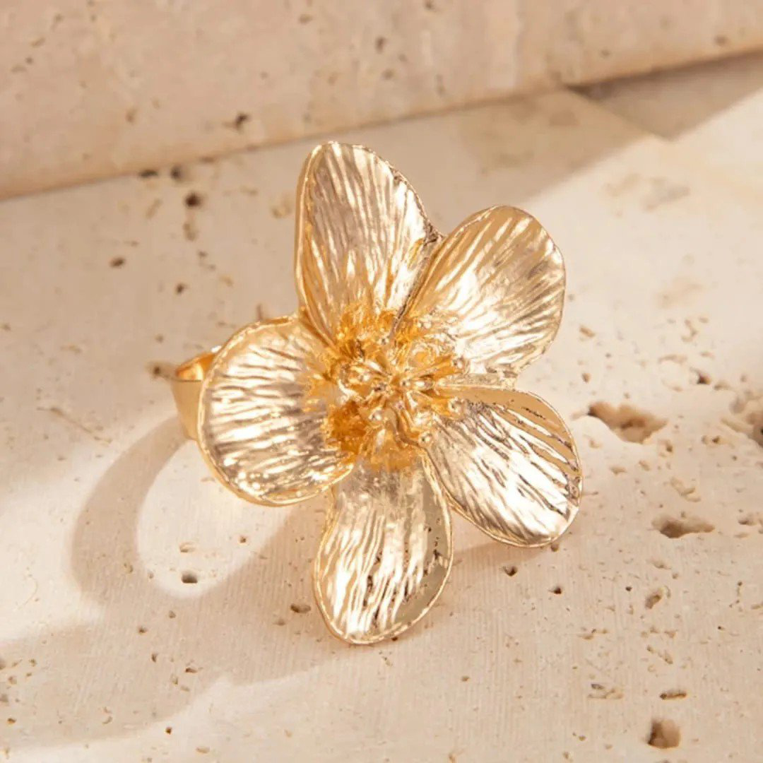 Gold-Tone Flower Adjustable Ring | PSE-M1037