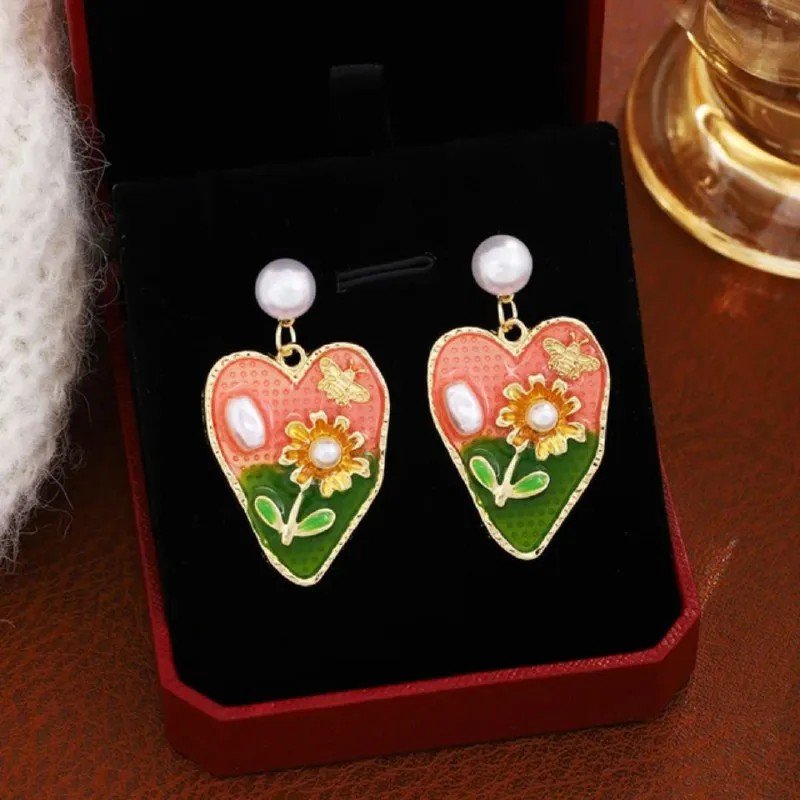 Sweet Heart Shape Flower Enamel Pearl Drop Earrings PSE-M1096 PSE-M1096_02.jpeg