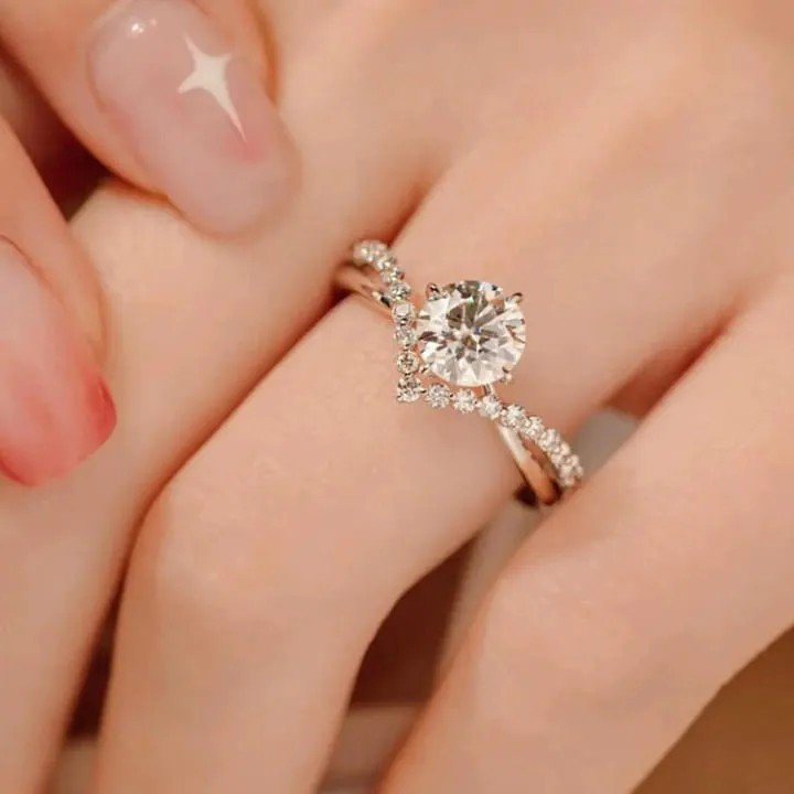 Korean Stylish Moissanite V Crown Wedding Promise Adjustable Finger Ring | PSE-M1324
