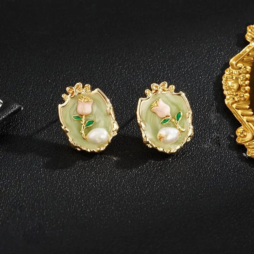 Green Oil Painting Inspired Pearl Flower Earrings PSE-M656 PSE-M656_04.jpeg