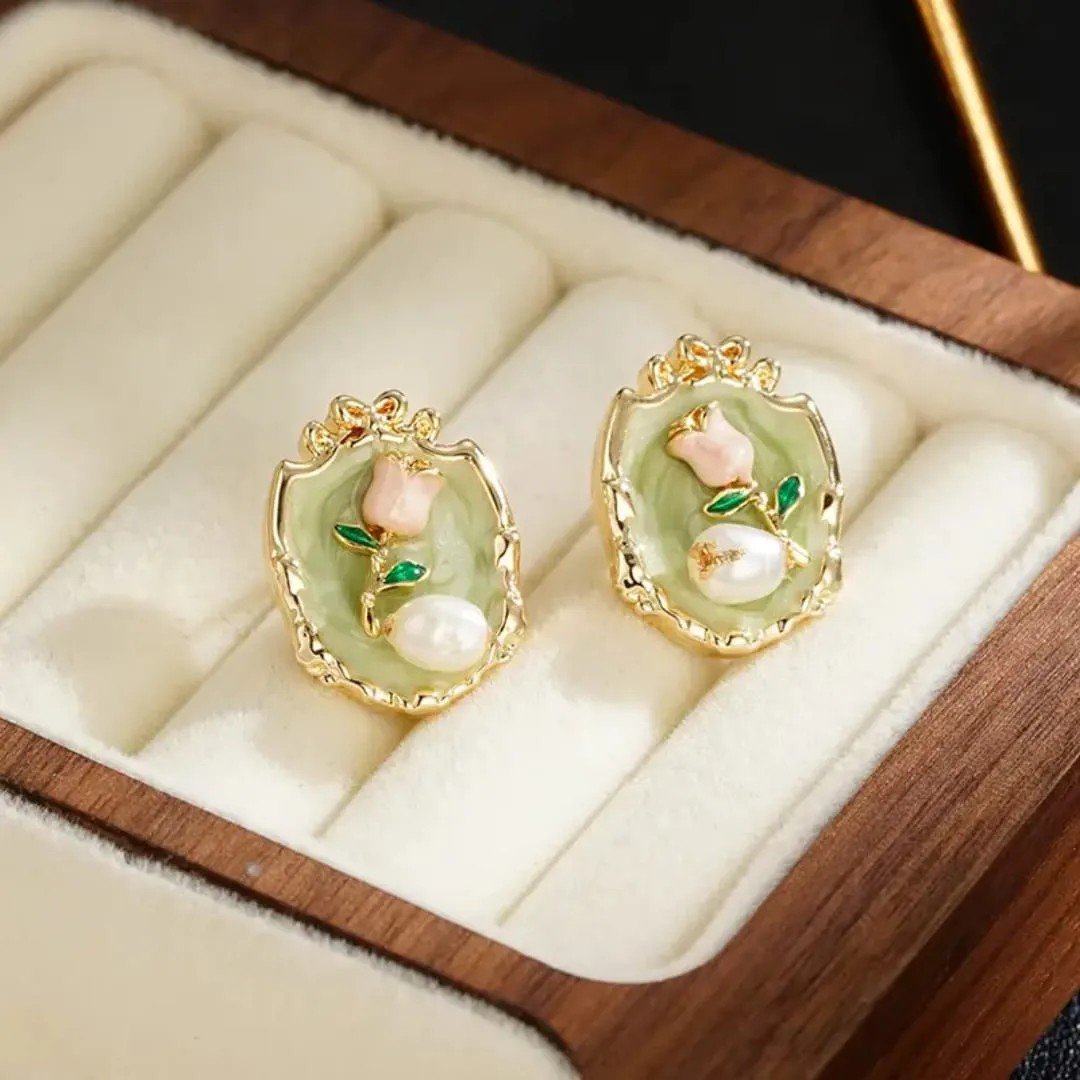 Green Oil Painting Inspired Pearl Flower Earrings PSE-M656 PSE-M656_05.jpeg