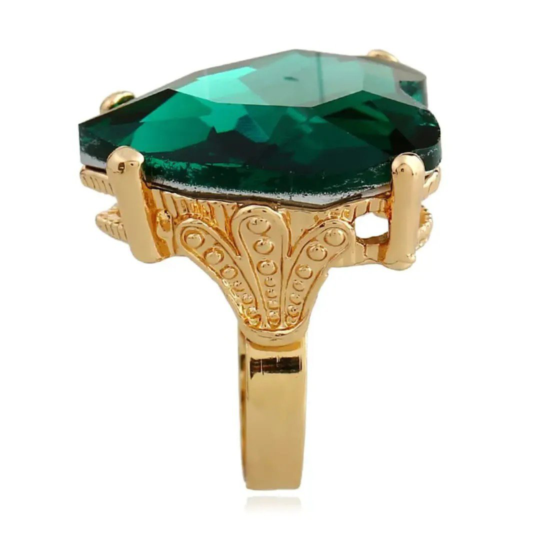 Dark Green Heart-Shaped Cocktail Ring | PSE-M871