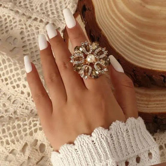 Elegant White Pearl Crystal Flower Ring | PSE-M878
