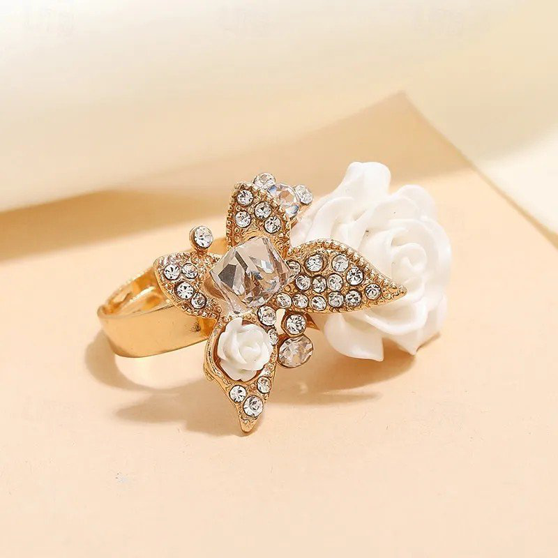 Floral Rose Butterfly Statement Ring with White Crystal Rhinestones | PSE-M931