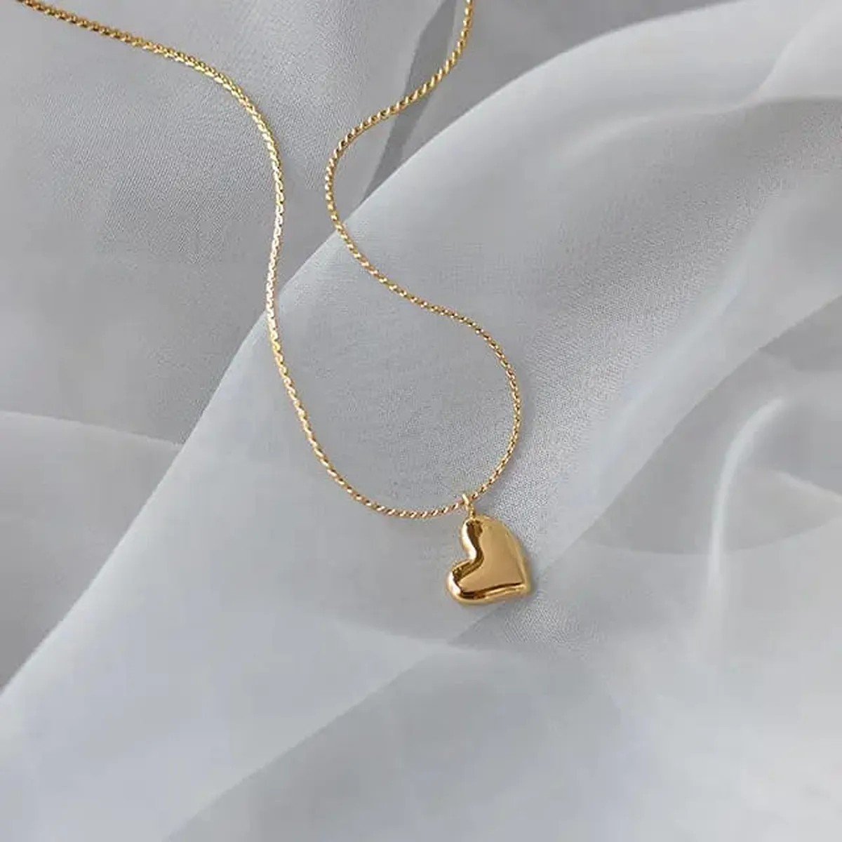 Gold Plated Minimal Heart Shaped Pendant Necklace with Chain - view 2
