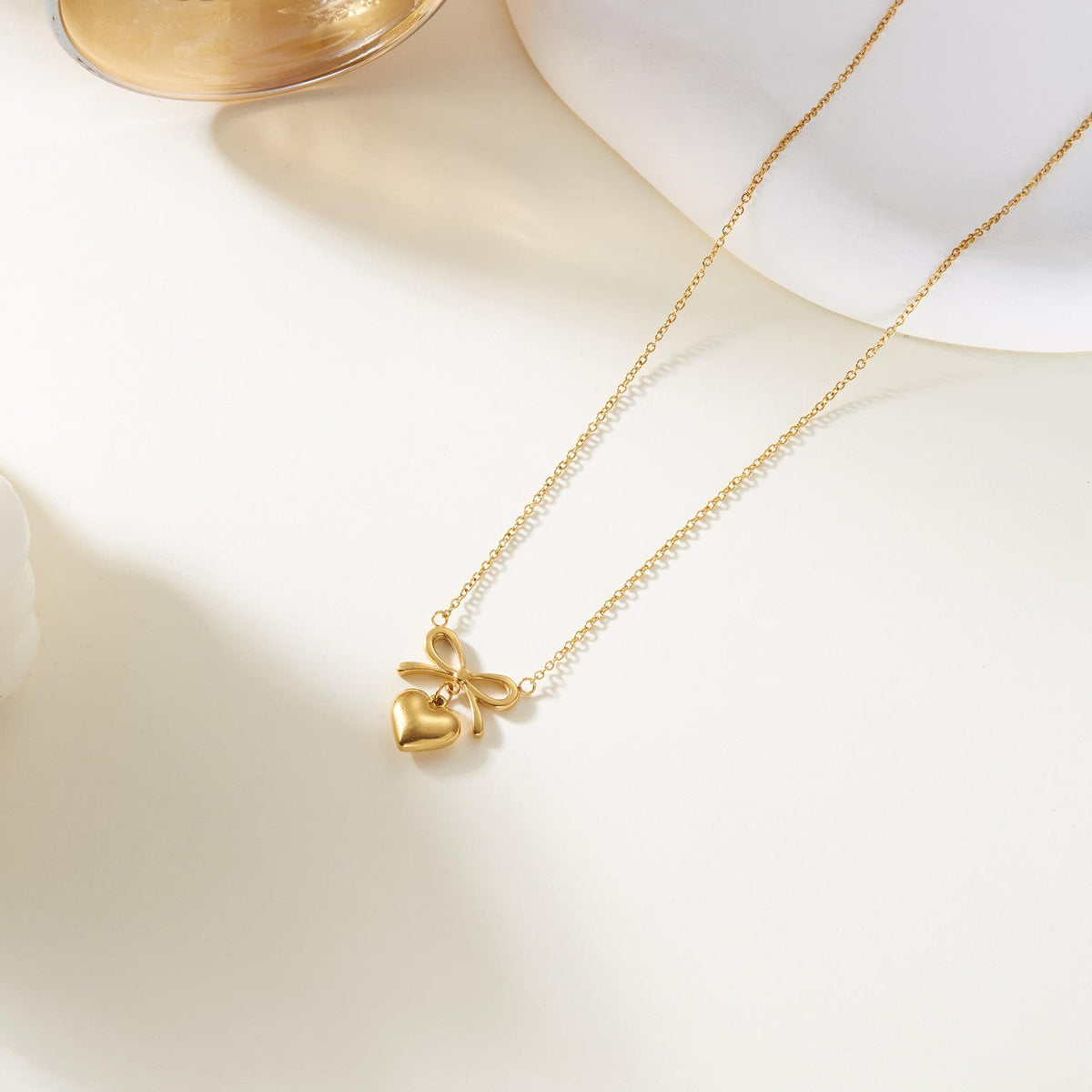 Golden Alloy Korean Heart Bow Shape Pendant Necklace - view 3