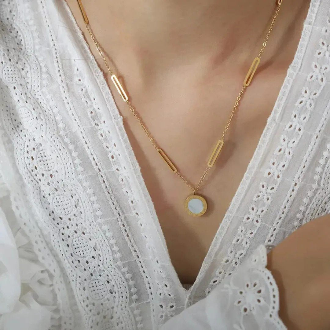 Rose Gold Plated Roman Numerals Dual Side Circular Pendant Necklace